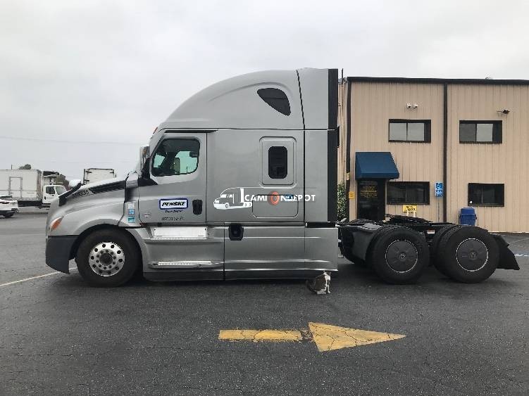 Truck Thumbnail 4