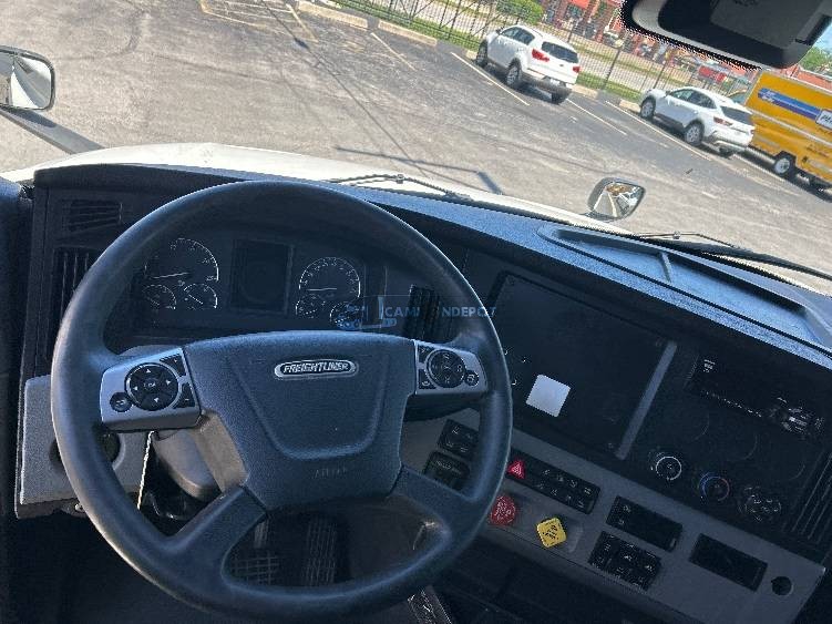 Truck Thumbnail 7