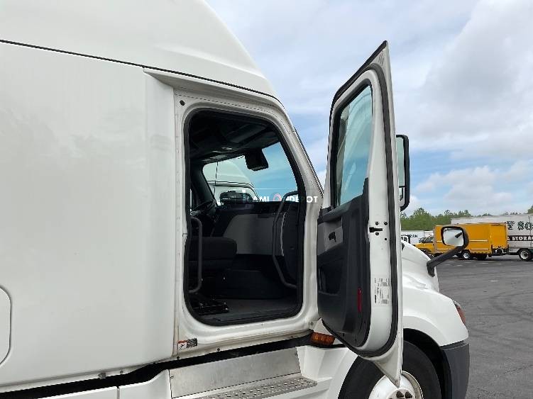 Truck Thumbnail 8
