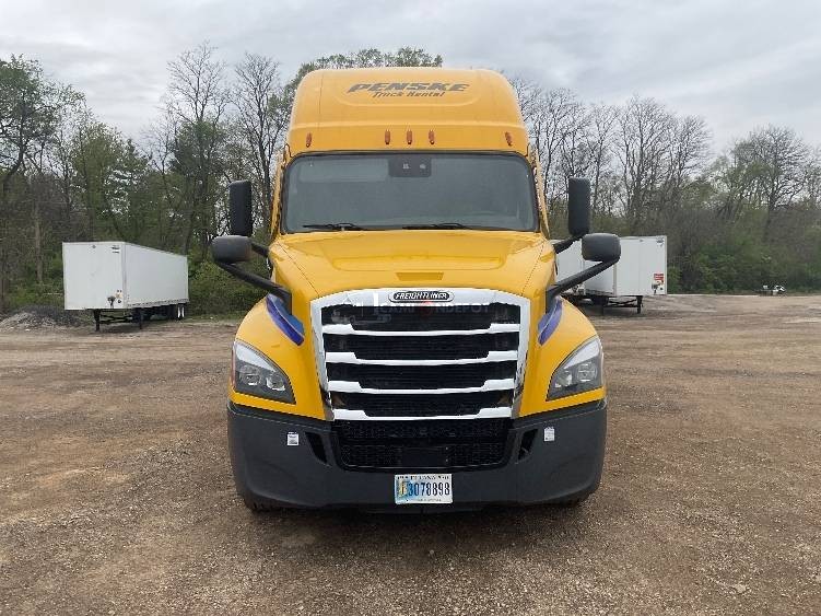 Truck Thumbnail 3