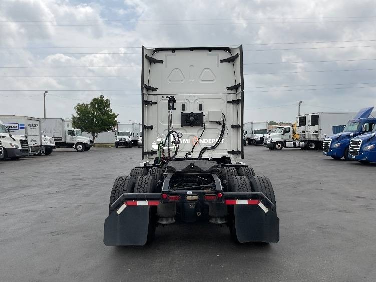 Truck Thumbnail 6