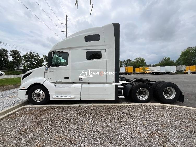 Truck Thumbnail 4