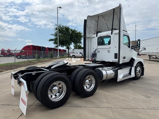 Truck Thumbnail 2