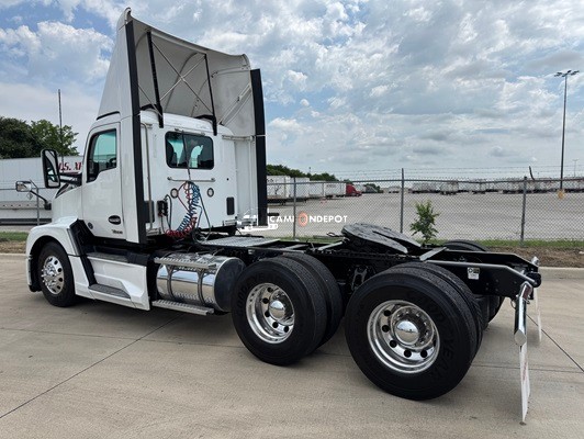 Truck Thumbnail 4