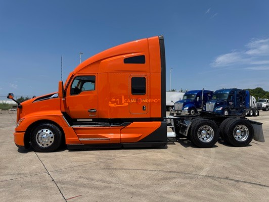 Truck Thumbnail 4