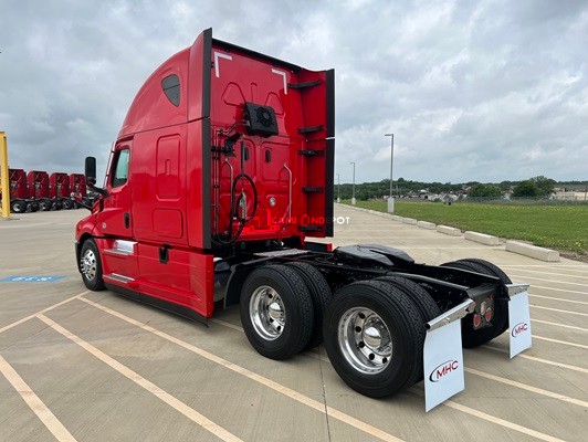 Truck Thumbnail 4