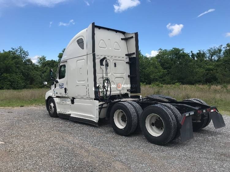 Truck Thumbnail 4
