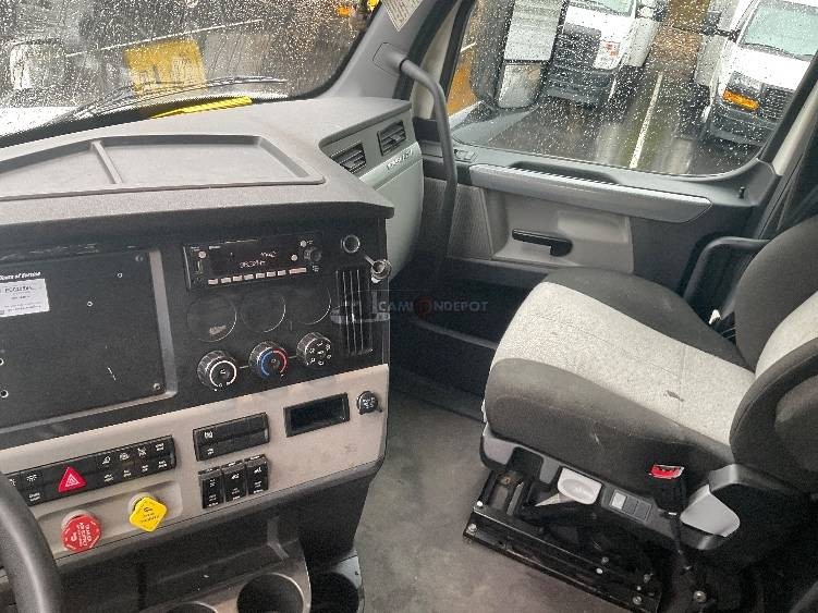 Truck Thumbnail 6