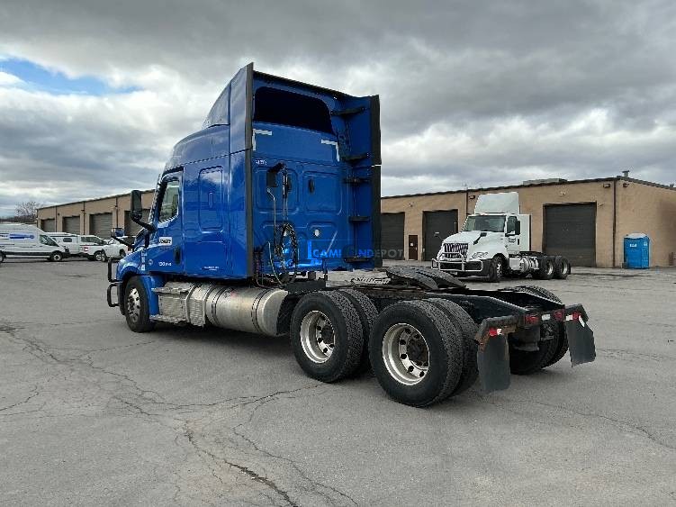 Truck Thumbnail 4