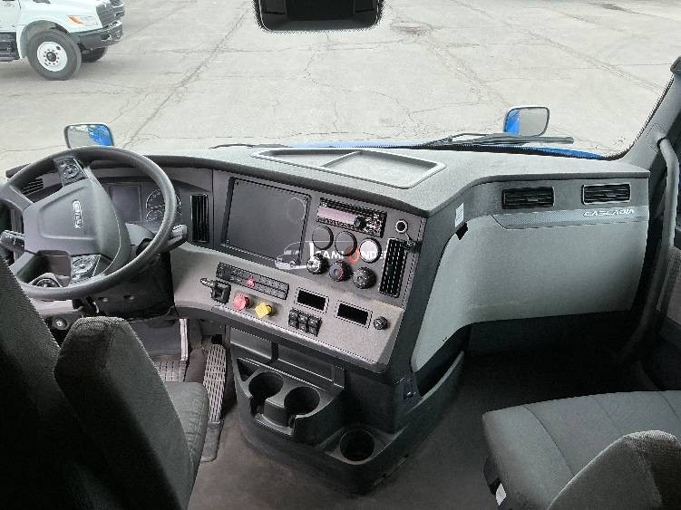 Truck Thumbnail 6