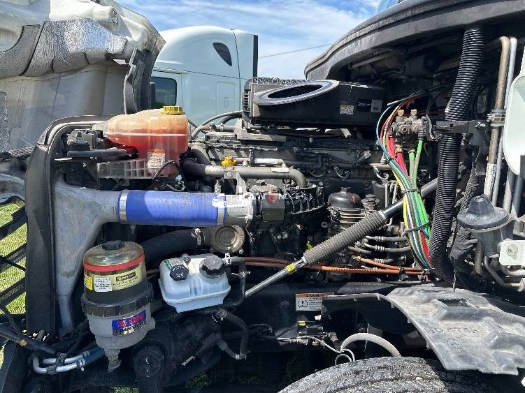Truck Thumbnail 11