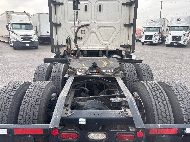 Truck Thumbnail 6