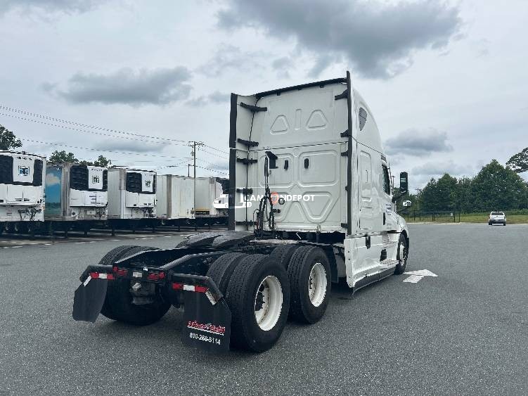 Truck Thumbnail 6