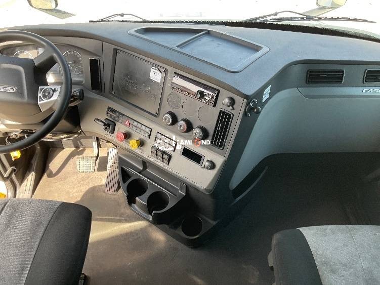 Truck Thumbnail 7