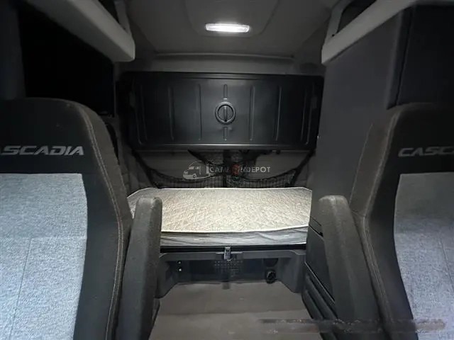 Truck Thumbnail 5
