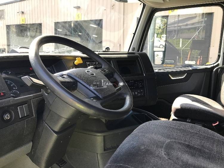 Truck Thumbnail 7