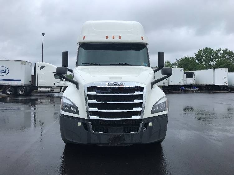 Truck Thumbnail 2