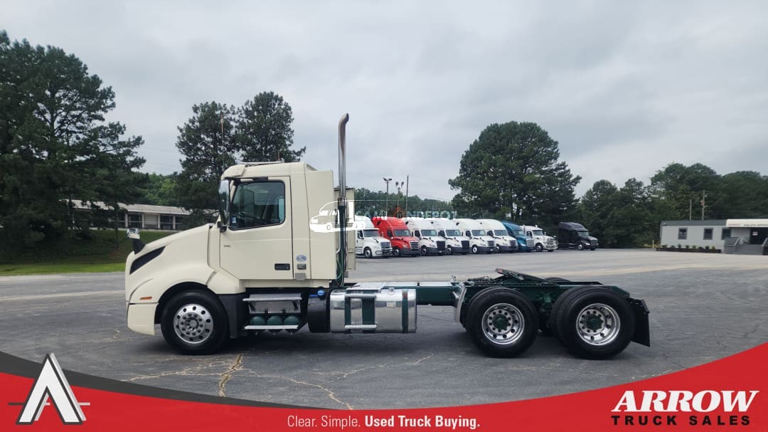Truck Thumbnail 4