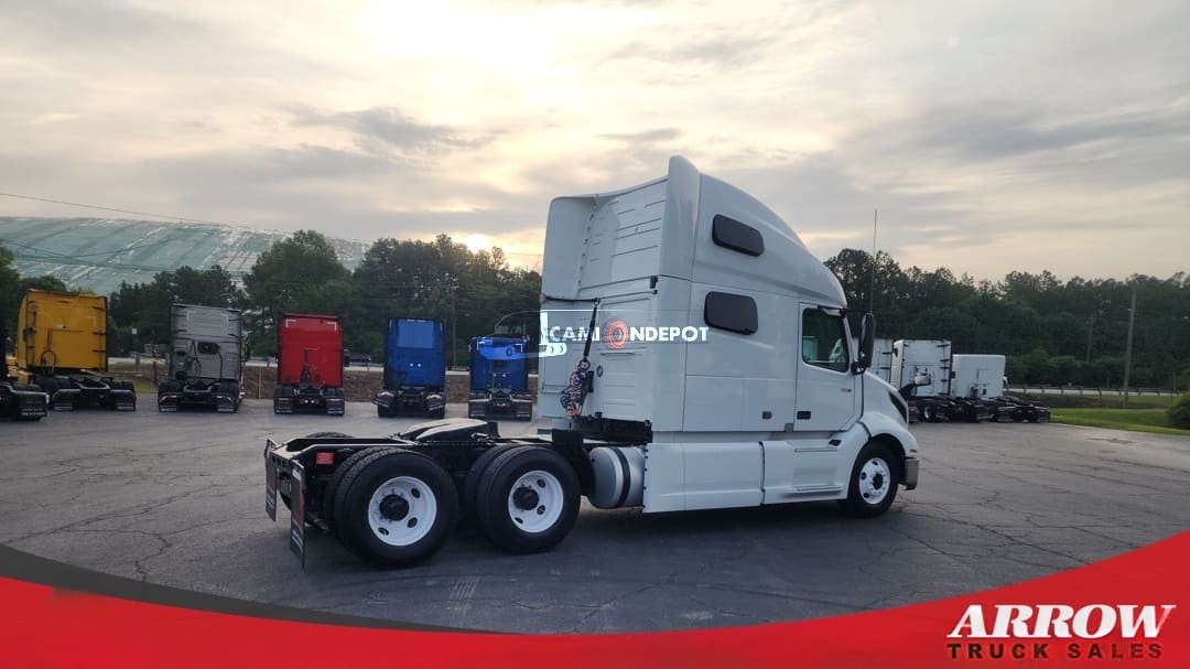 Truck Thumbnail 2