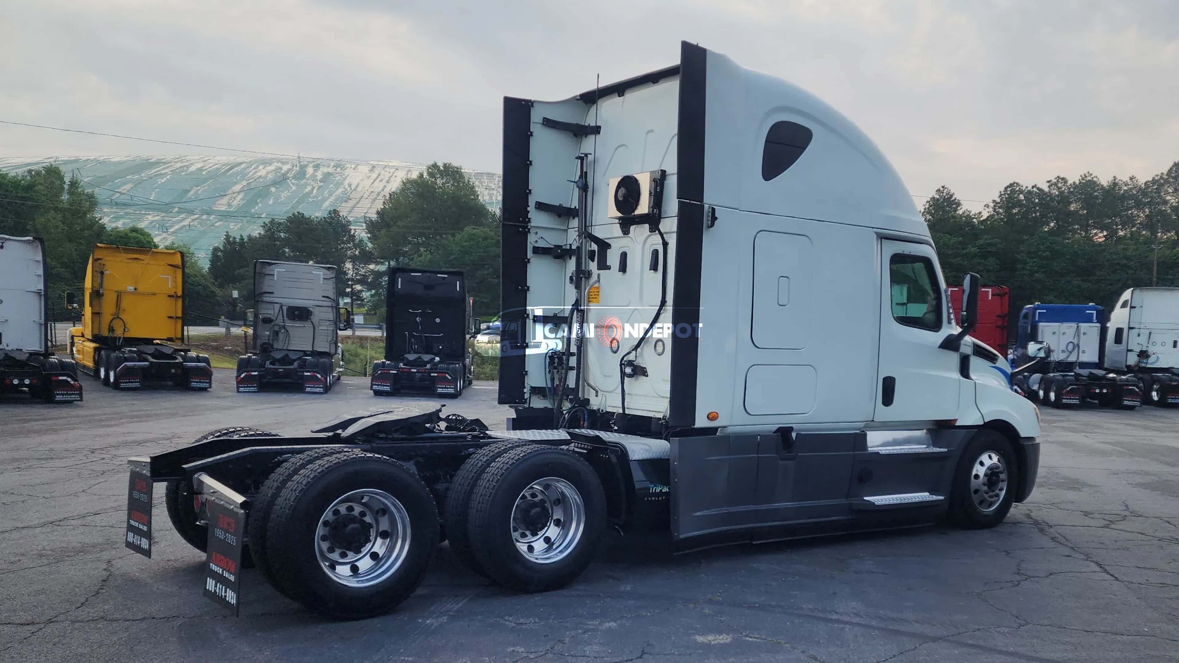 Truck Thumbnail 2