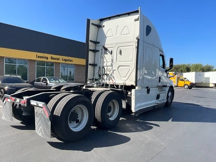 Truck Thumbnail 6