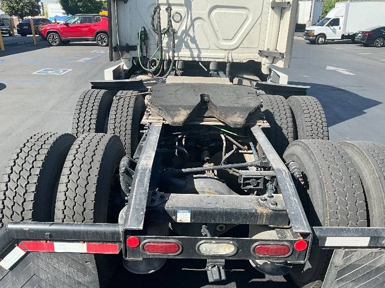 Truck Thumbnail 5