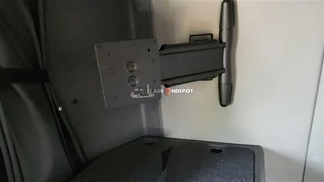 Truck Thumbnail 5
