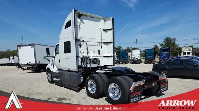 Truck Thumbnail 2