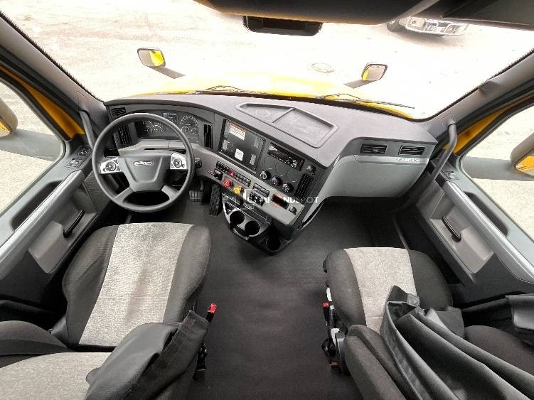 Truck Thumbnail 8