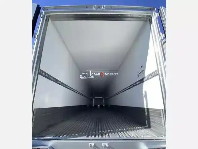 Truck Thumbnail 3