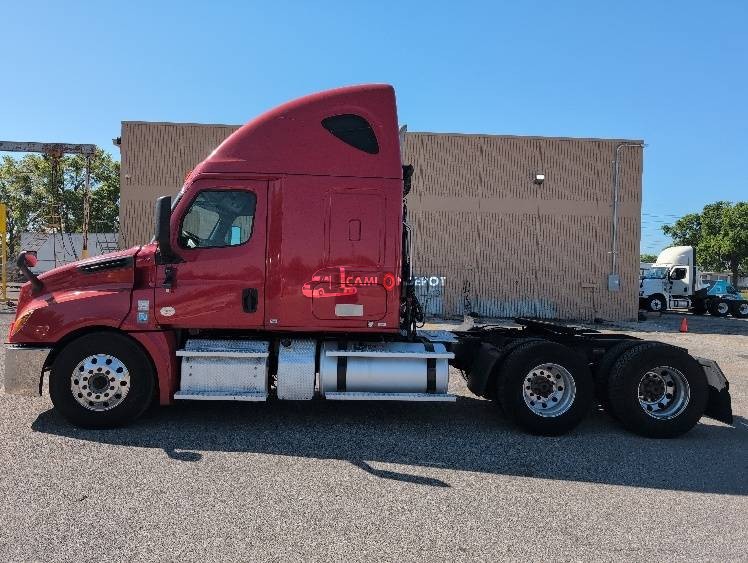 Truck Thumbnail 3