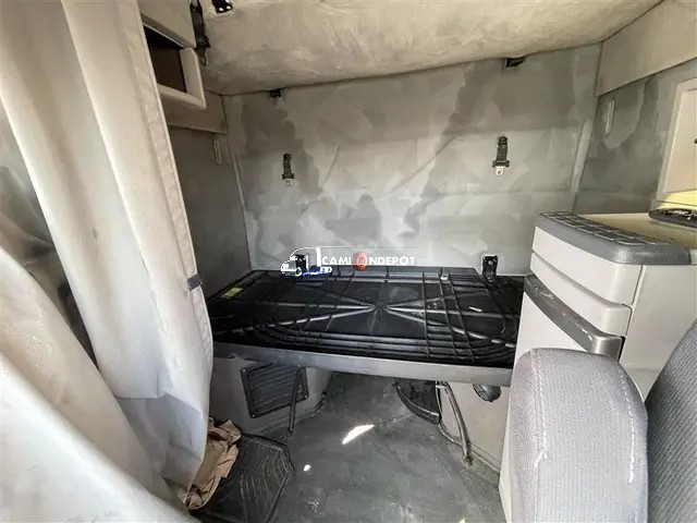 Truck Thumbnail 5