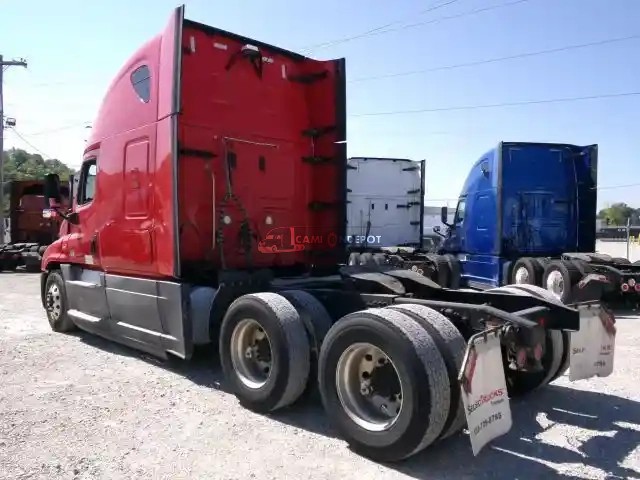Truck Thumbnail 5