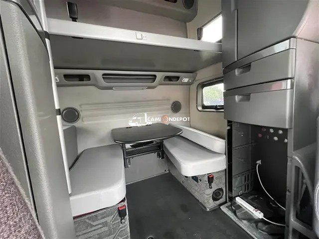 Truck Thumbnail 5