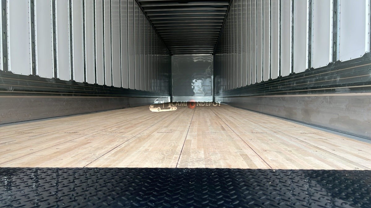 Truck Thumbnail 3