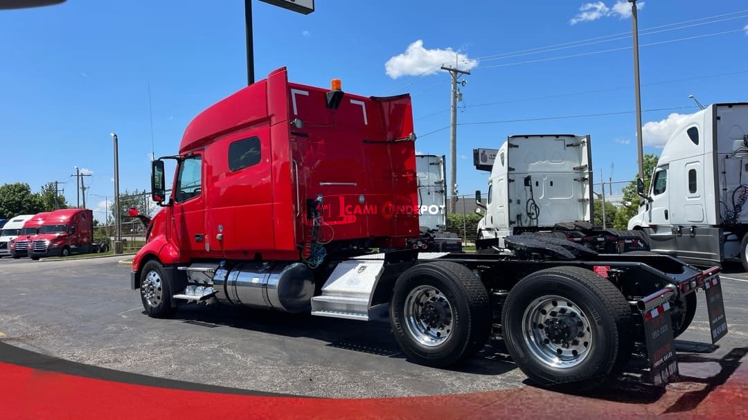 Truck Thumbnail 2