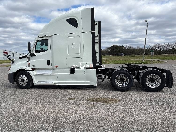 Truck Thumbnail 4