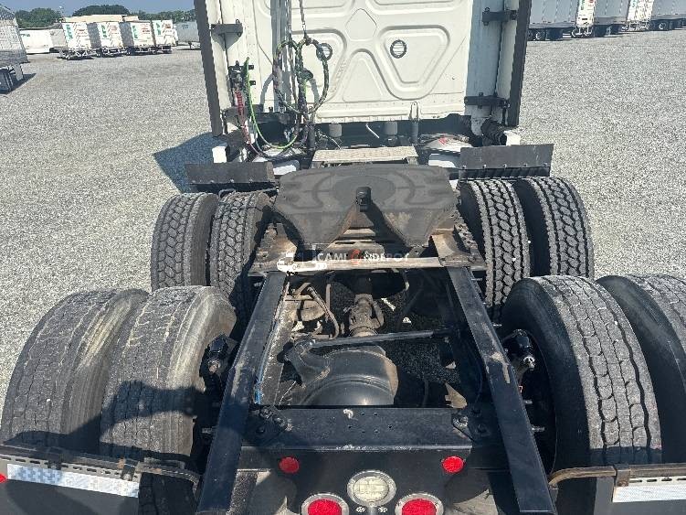 Truck Thumbnail 6