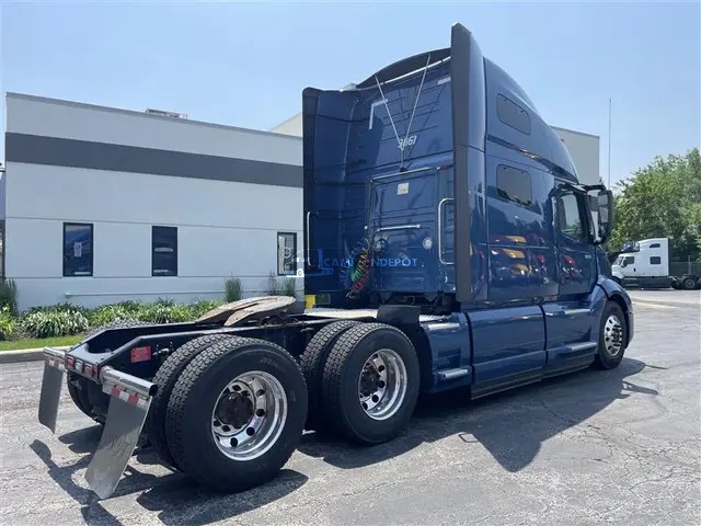 Truck Thumbnail 2