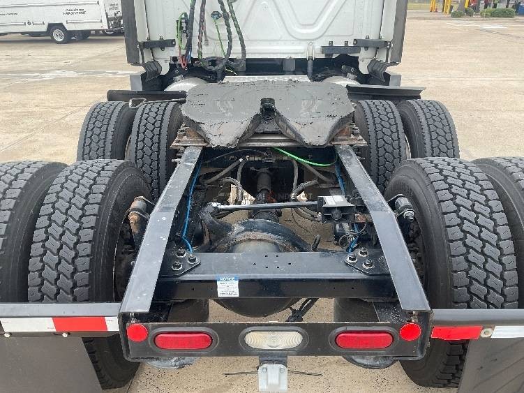 Truck Thumbnail 6