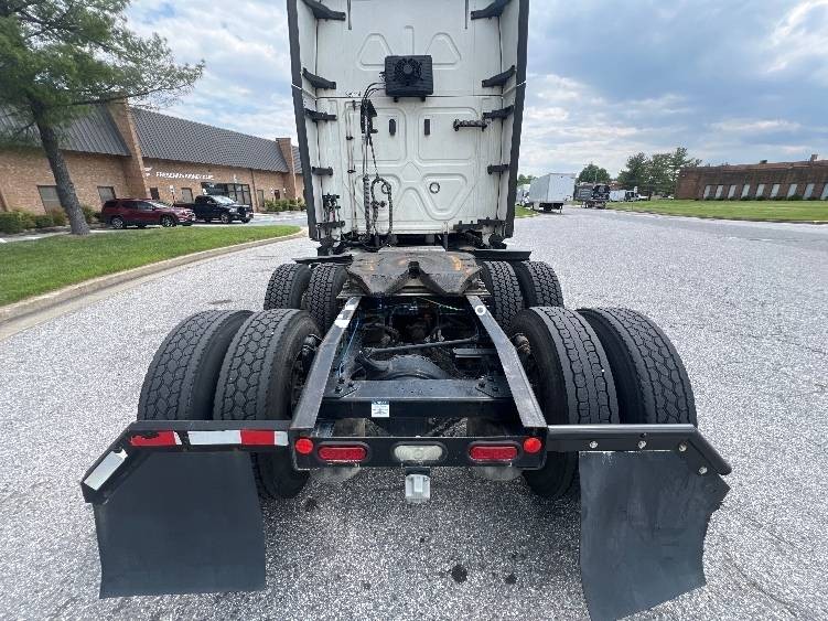Truck Thumbnail 6