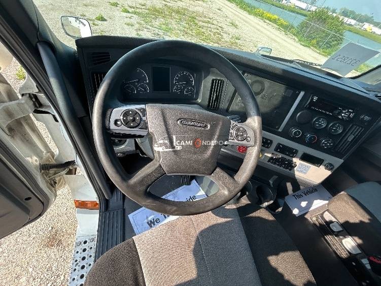 Truck Thumbnail 8