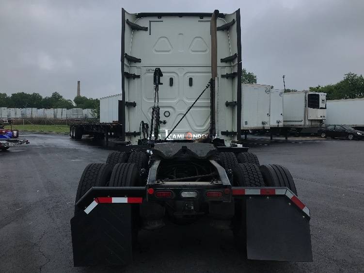 Truck Thumbnail 6