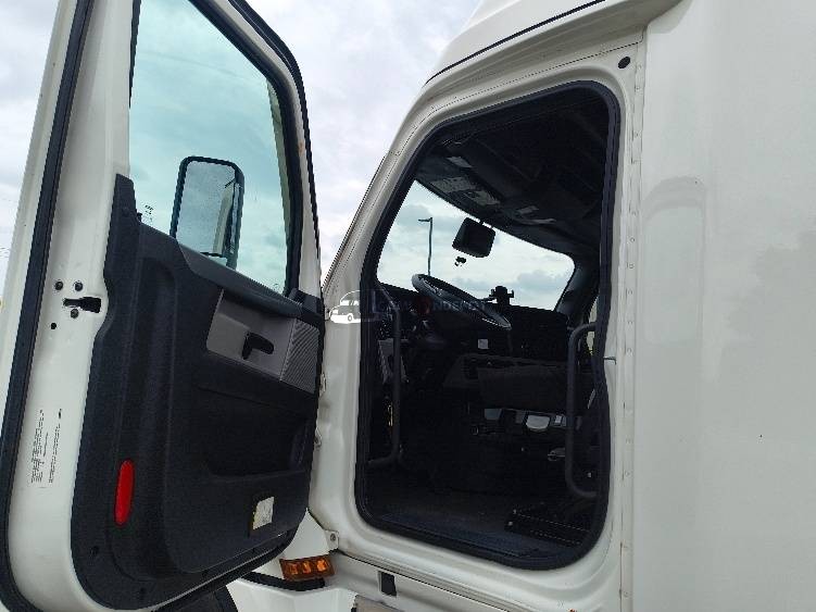 Truck Thumbnail 7