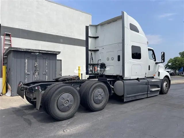 Truck Thumbnail 2