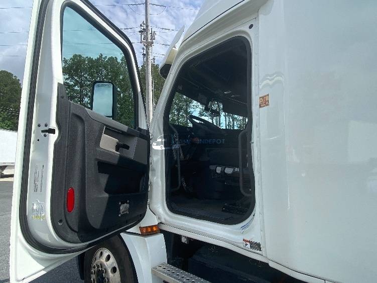 Truck Thumbnail 7