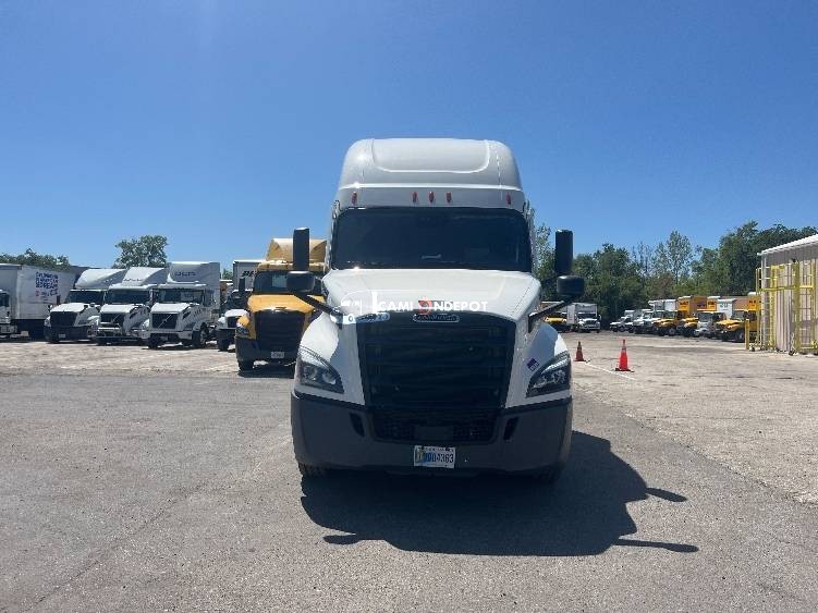 Truck Thumbnail 3