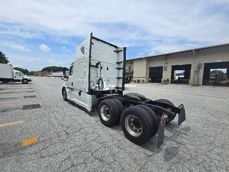 Truck Thumbnail 5