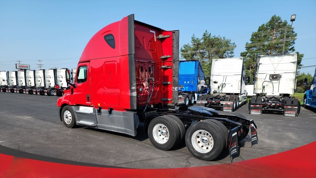 Truck Thumbnail 2