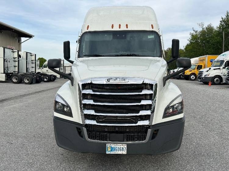 Truck Thumbnail 3